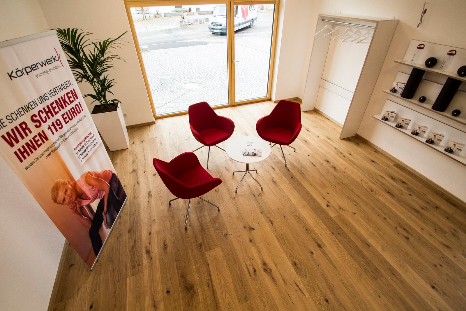 Raumausstattung Fern – Bodenverlegung & Beratung